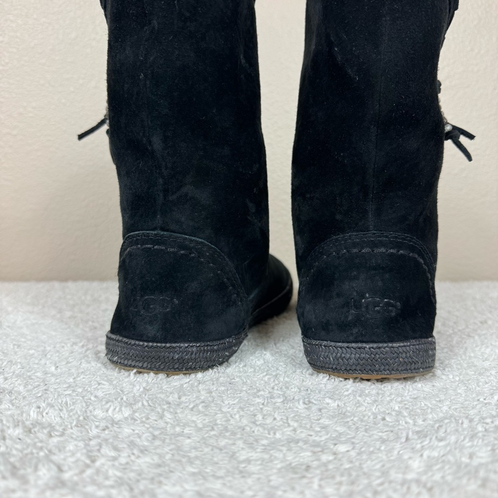 Ugg Laurin Mid Calf Suede Moccasin Boots Grounding Black Leather Suede - Picture 4 of 15